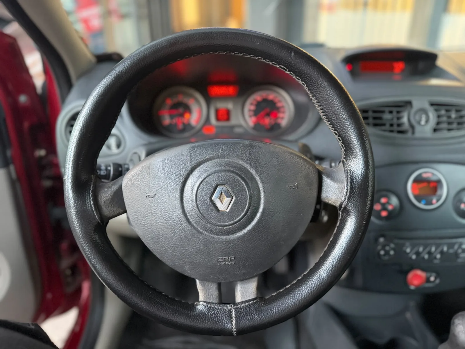 Renault Clio 1.5 dCi Dynamique — fotoğraf 11