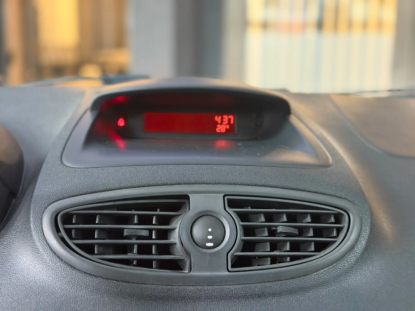 Renault Clio 1.5 dCi Dynamique — fotoğraf 3