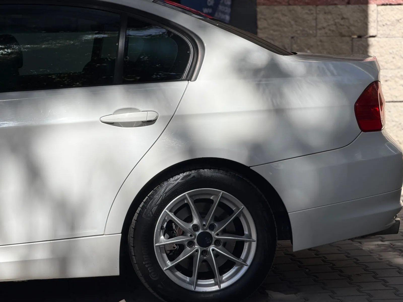 BMW 320d xDrive Comfort — fotoğraf 10