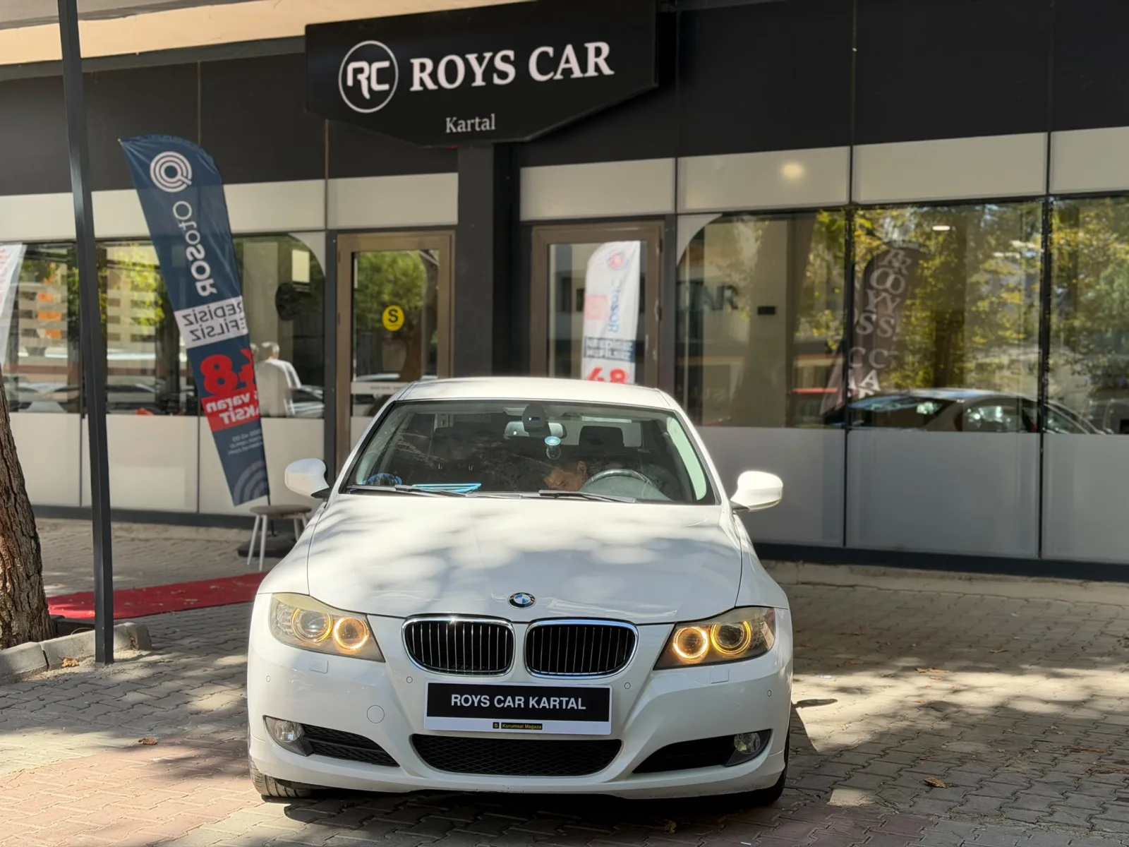 BMW 320d xDrive Comfort — fotoğraf 20