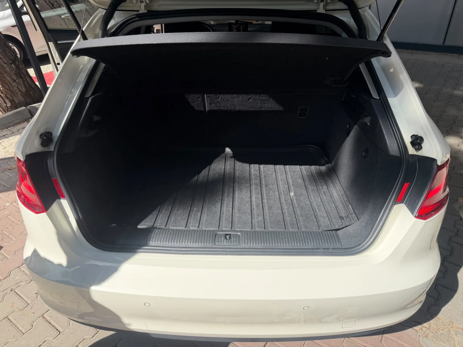 Audi A3 Sportback 1.6 TDI Ambiente — fotoğraf 12