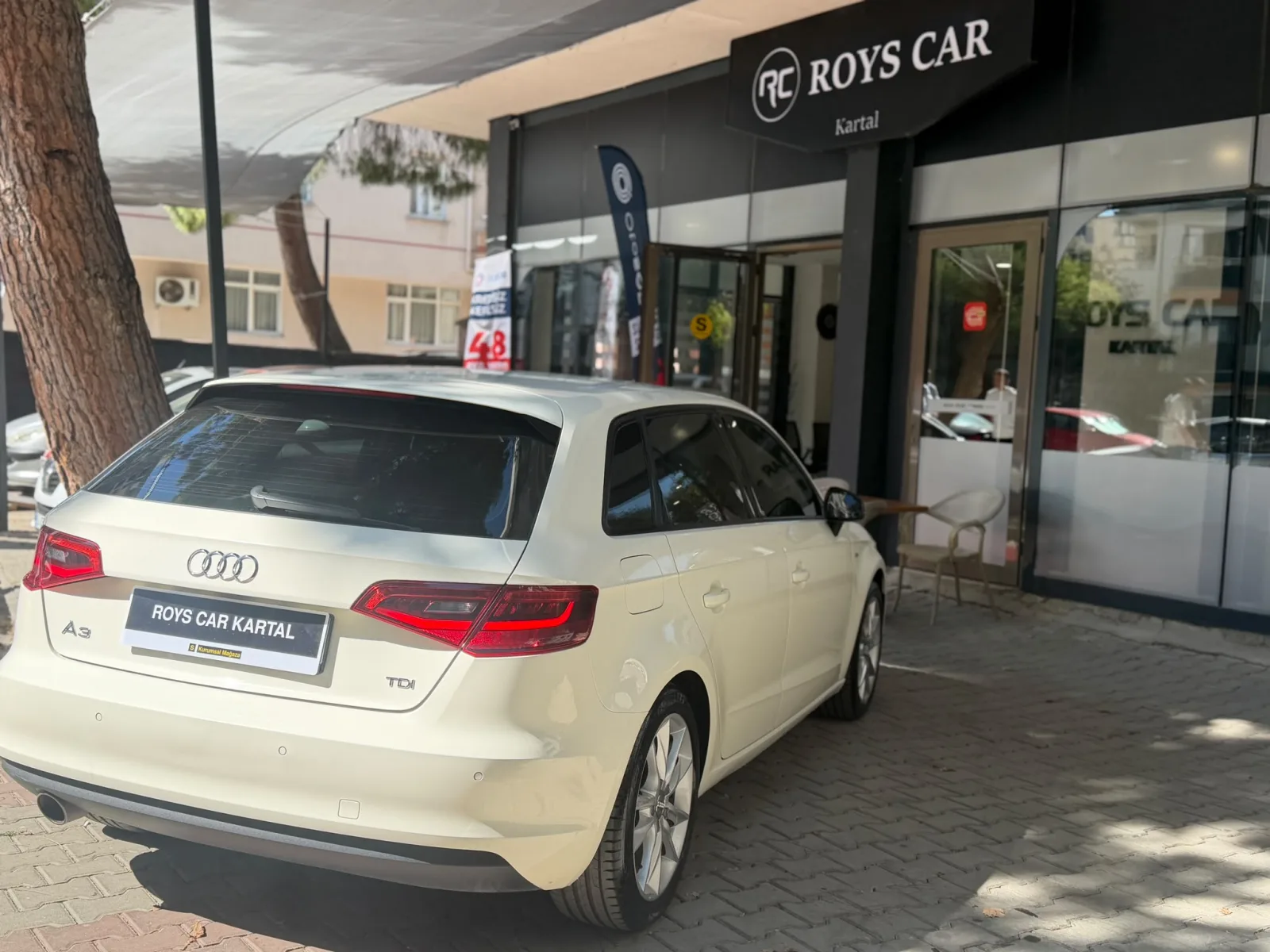 Audi A3 Sportback 1.6 TDI Ambiente — fotoğraf 2